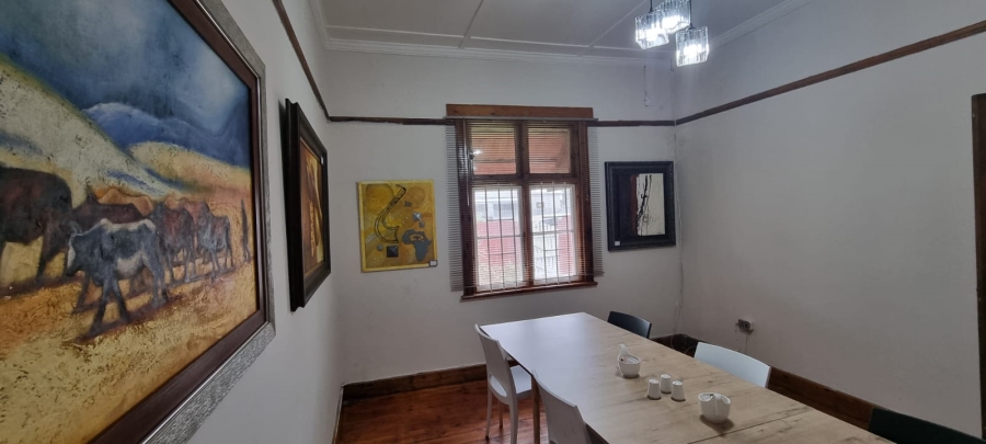 To Let 4 Bedroom Property for Rent in Berea Eastern Cape